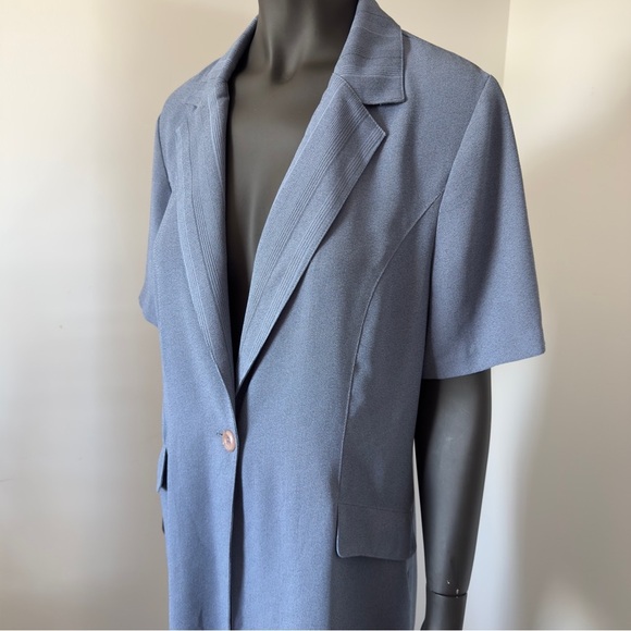 Poema USA Short Sleeve Blazer Dress Vintage-Inspired | Structured | Minimalist - Picture 2 of 5